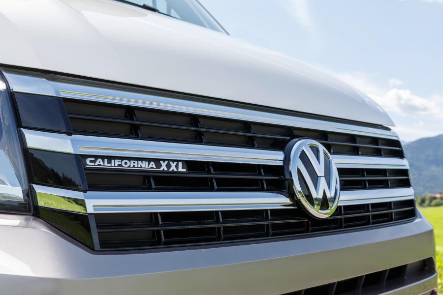 Логотип Volkswagen California XXL Concept 2017 года  (фото 26 из 27)